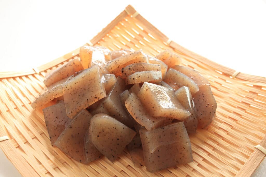 Konjac jelly cubes on a bamboo basket.